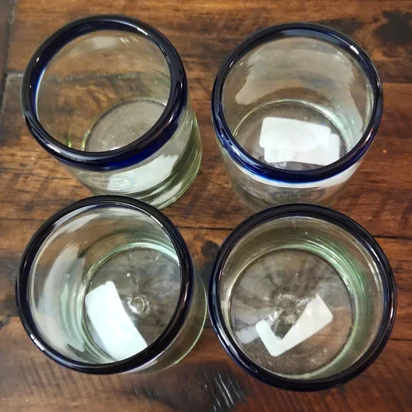 Set of 4 new beautiful glasses handcrafted in Mexico. - Picture 2 of 5